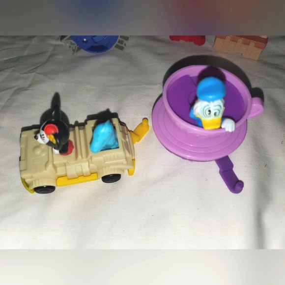 Complete 10pc set Mcdonalds Disney train toys Mickey & Minnie’s Runaway Railway - Picture 6 of 12